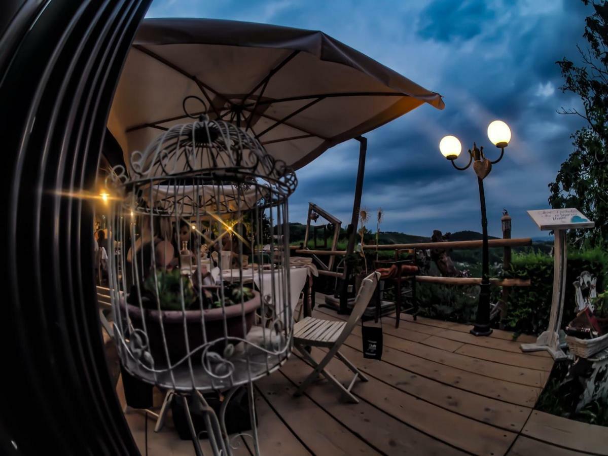 Locanda Montepaolo Dovadola ภายนอก รูปภาพ